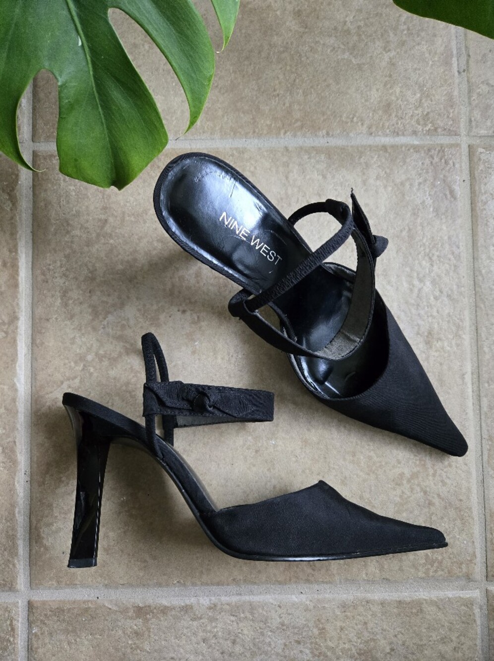 Vintage Nine West Black Pointed Slingback Heels with Ankle Strap
